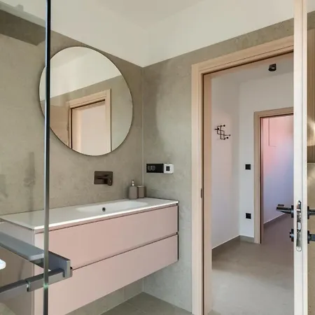 Modern Ava With Outdoor Pool In Tar Villa Tar-Vabriga